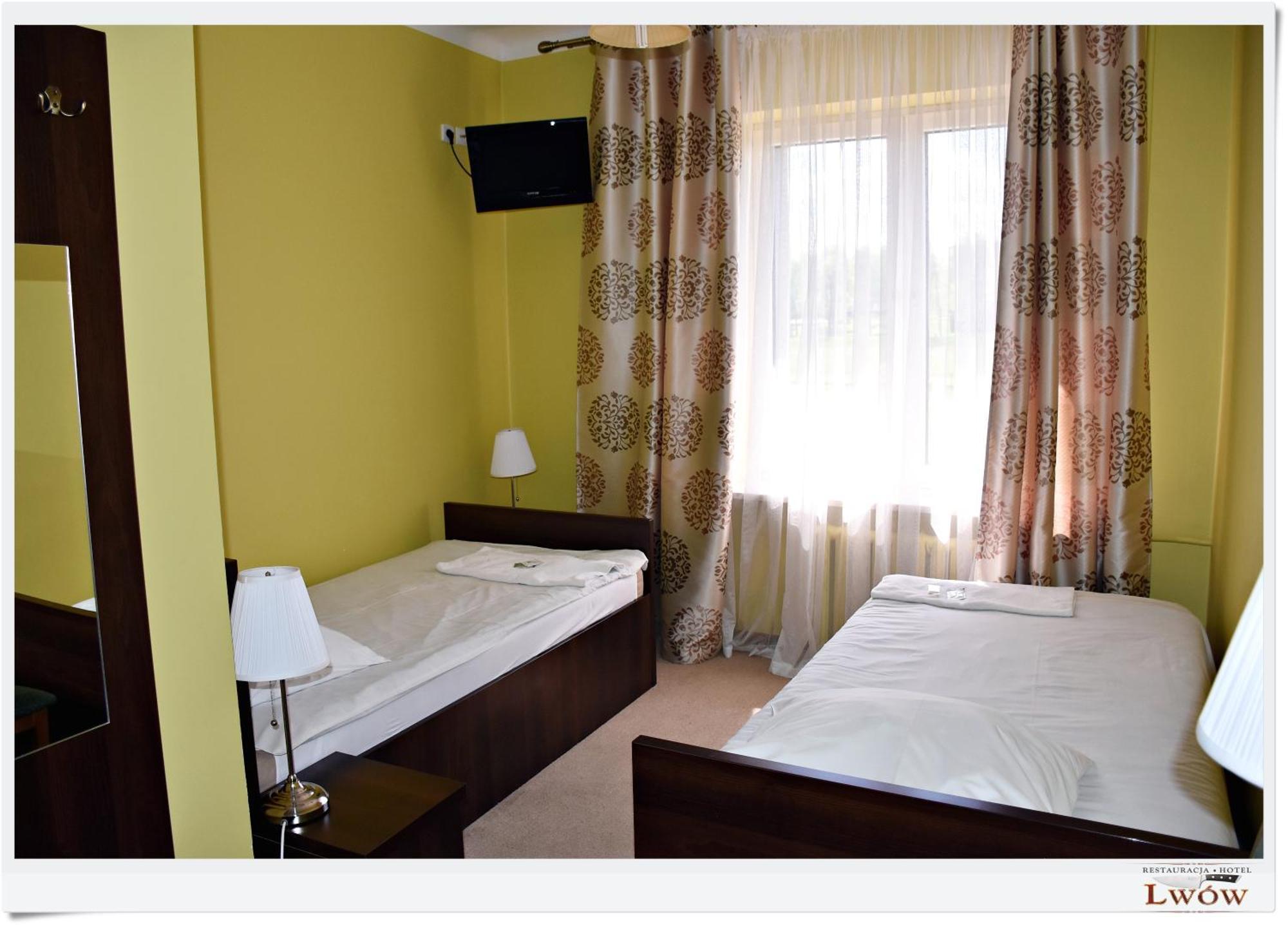 Lwow Bed & Breakfast เฮลม์ ห้อง รูปภาพ